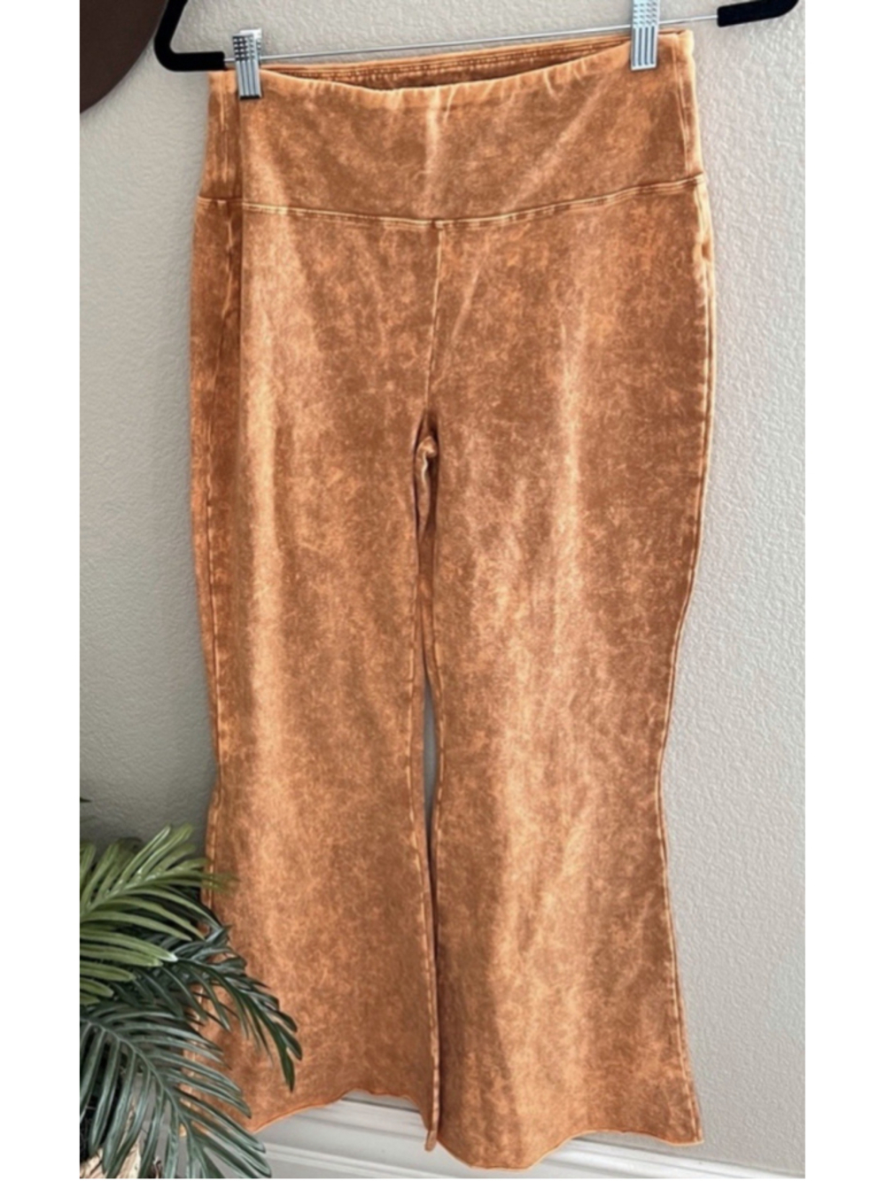 Zenana 1X Dark Rust Mineral Wash Flare Pants Stretch Cotton Bell Bottom - Picture 2 of 6